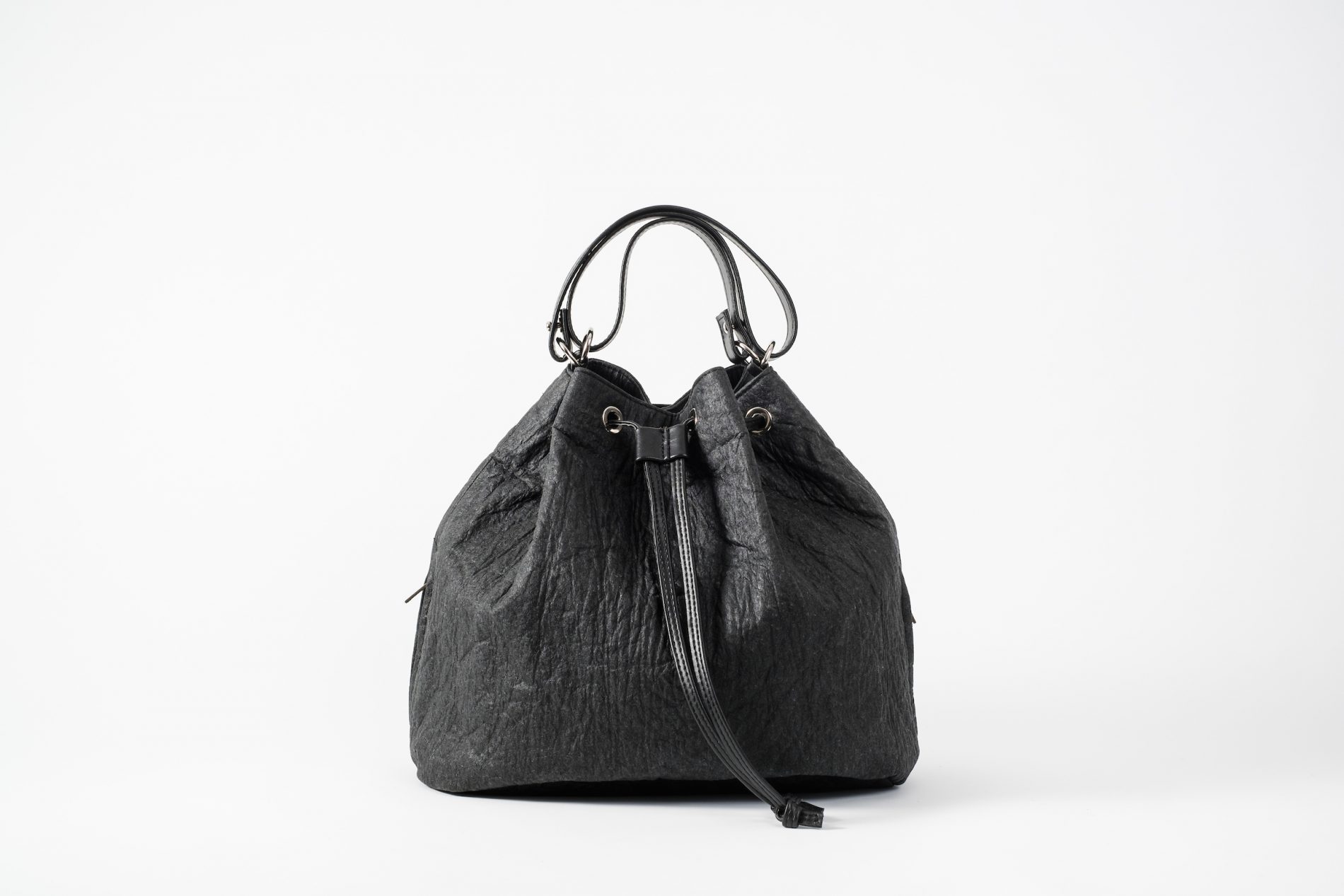 Bucket bag with lots of pockets - black vegan faux leather