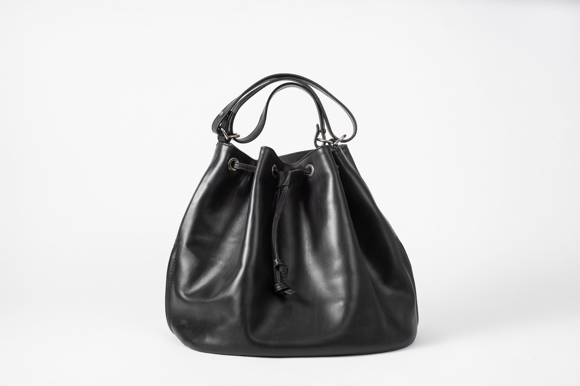 Women's Bucket Bag Vegetable Tanned Leather | Ina Koelln